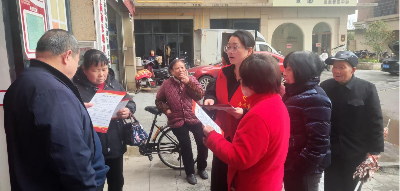 乐塘社区联合和平街道社区卫生服务中心开展主题宣传活动