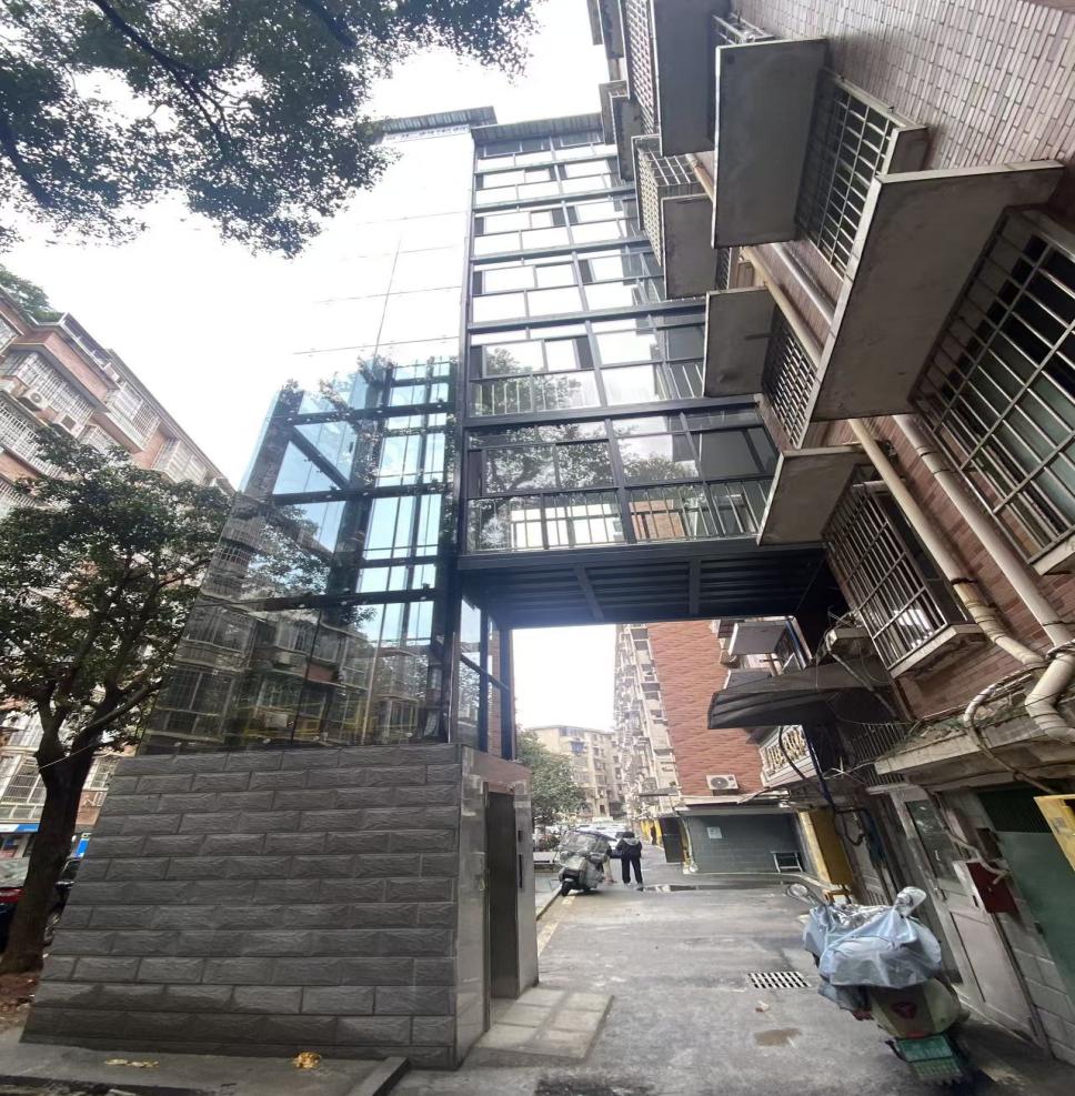 雨湖路社区：加装电梯解难题 邻里和睦“一键达”