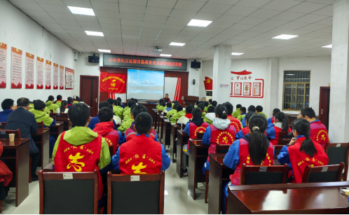 杉树巷社区联合湘潭市益智中学开展蚊媒传染病防治宣教暨爱国卫生运动