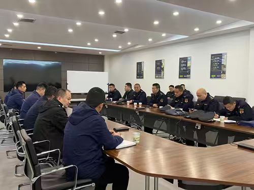 雨湖区城市管理局：精准上门助企发展 市容服务双提升