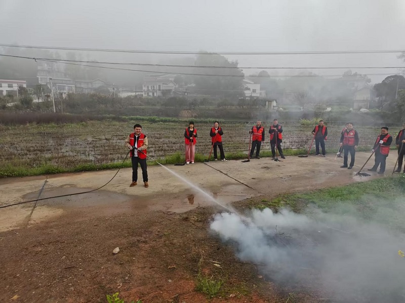 以练备战 筑牢防线——鹤岭镇开展“131机制”森林防灭火实战演练