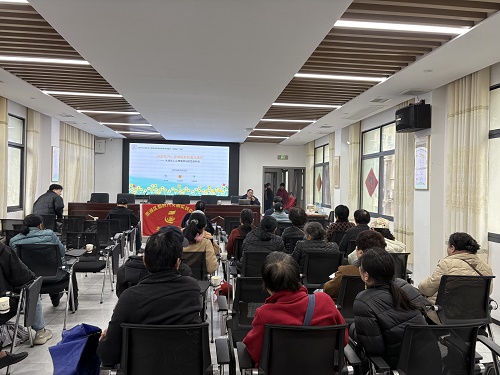 龙子巷社区开展“向阳花行动”青少年防性侵专题讲座