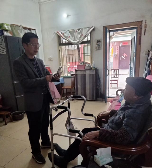 鲁班殿社区：惠民服务进小区 社保政策暖人心