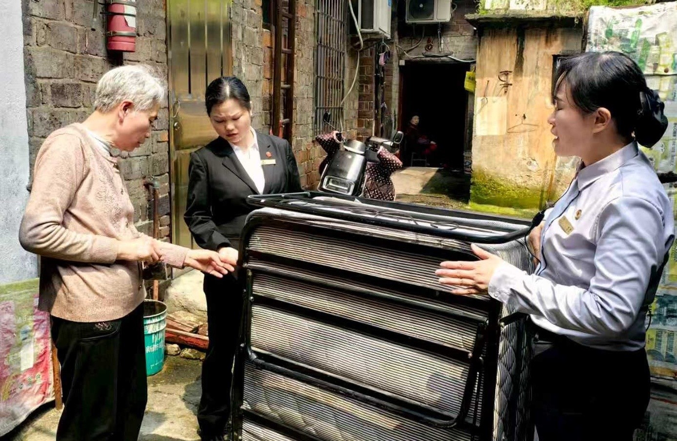 泗洲庵社区：点亮“微心愿”汇聚“大温暖”助力“双提升”