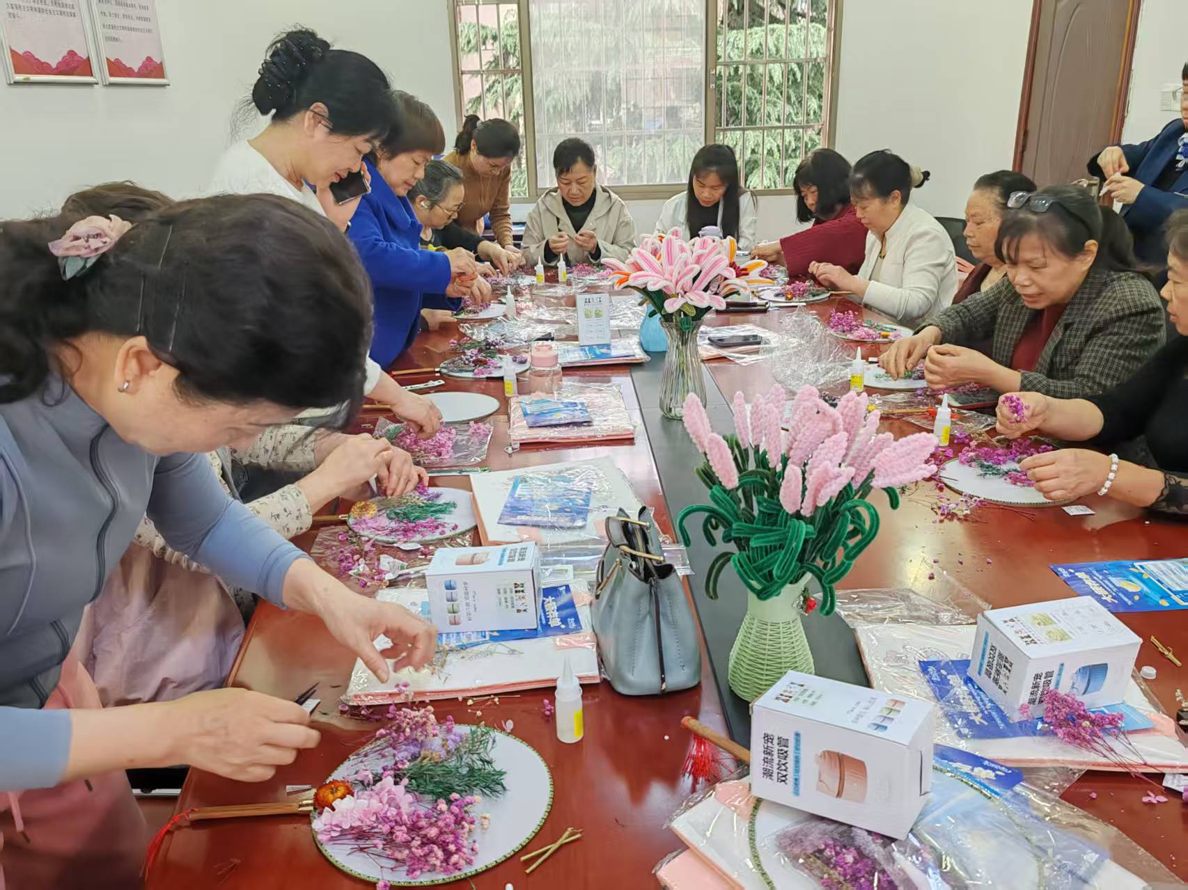 雨湖区：“揭榜挂帅”结硕果  关爱新就业群体