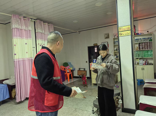 【优化营商环境】富民城社区：多措并举送服务 暖心助力促发展