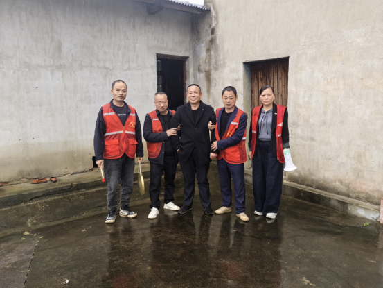 新和村：闻“汛”而动 筑牢防汛“安全堤”