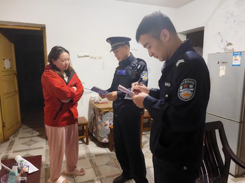 多方联动筑牢安全防线——宝丰街社区联合开展治安清查专项行动