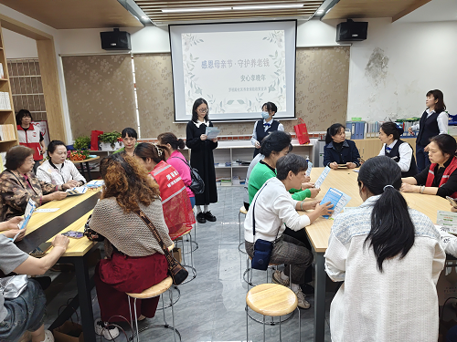 感恩母亲节·守护养老钱丨罗祖殿社区：开展养老保险宣传活动