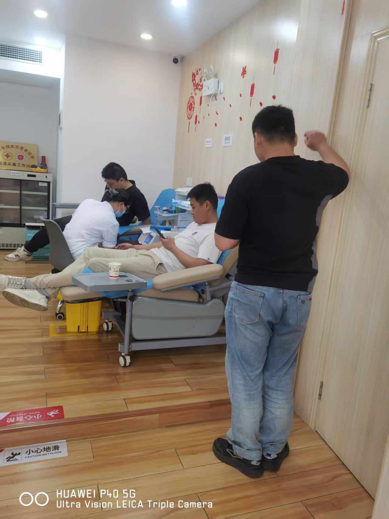 和平桥社区组织开展团体无偿献血 传递爱心守护生命之光