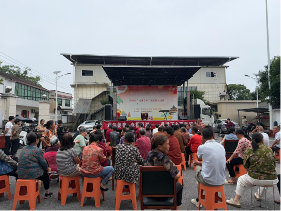 送戏下乡润民心 文化惠民暖乡村——姜畲镇白鹭湖村开展送戏下乡文艺演出活动