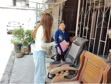 筑牢安全防护网 平安守护不缺位——火车站社区开展全方位安全温馨提示宣传活动