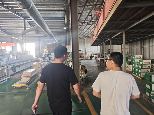 深耕企业服务年——昭潭街道：送策入企暖服务 排查隐患守底线