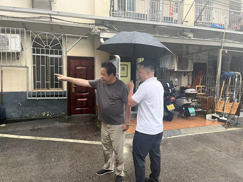 闻“汛”而动 向雨而行——昭潭街道多措并举做好雨季内涝点巡查与防控工作