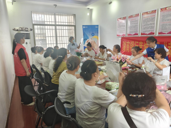 雪园社区：一把非遗锦扇，串起社区治理“三驾马车”