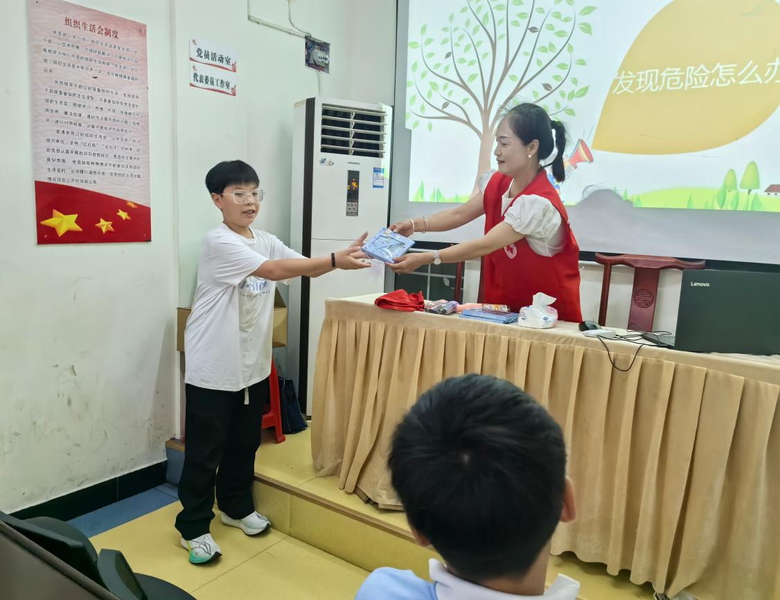 关圣殿社区：解锁防溺知识 拥抱平安盛夏