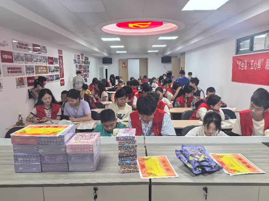 湘大社区“周末作业帮”公益辅导课堂圆满结业