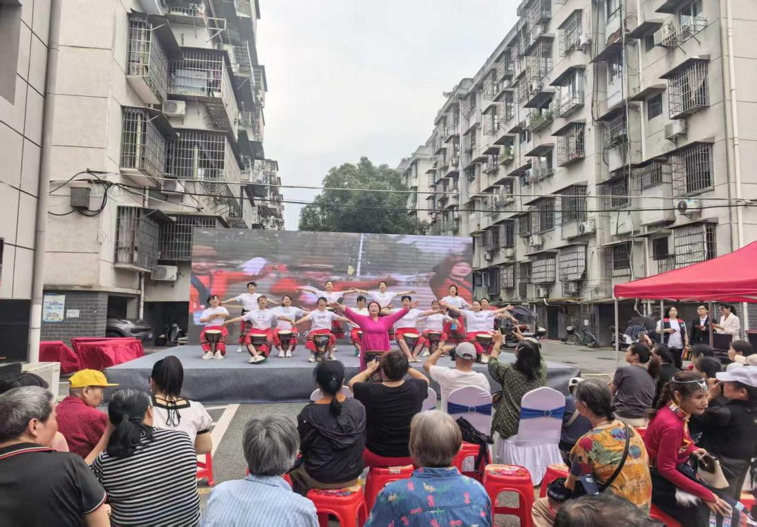 楠竹社区开展端午节系列活动：粽香传温情 廉韵润初心