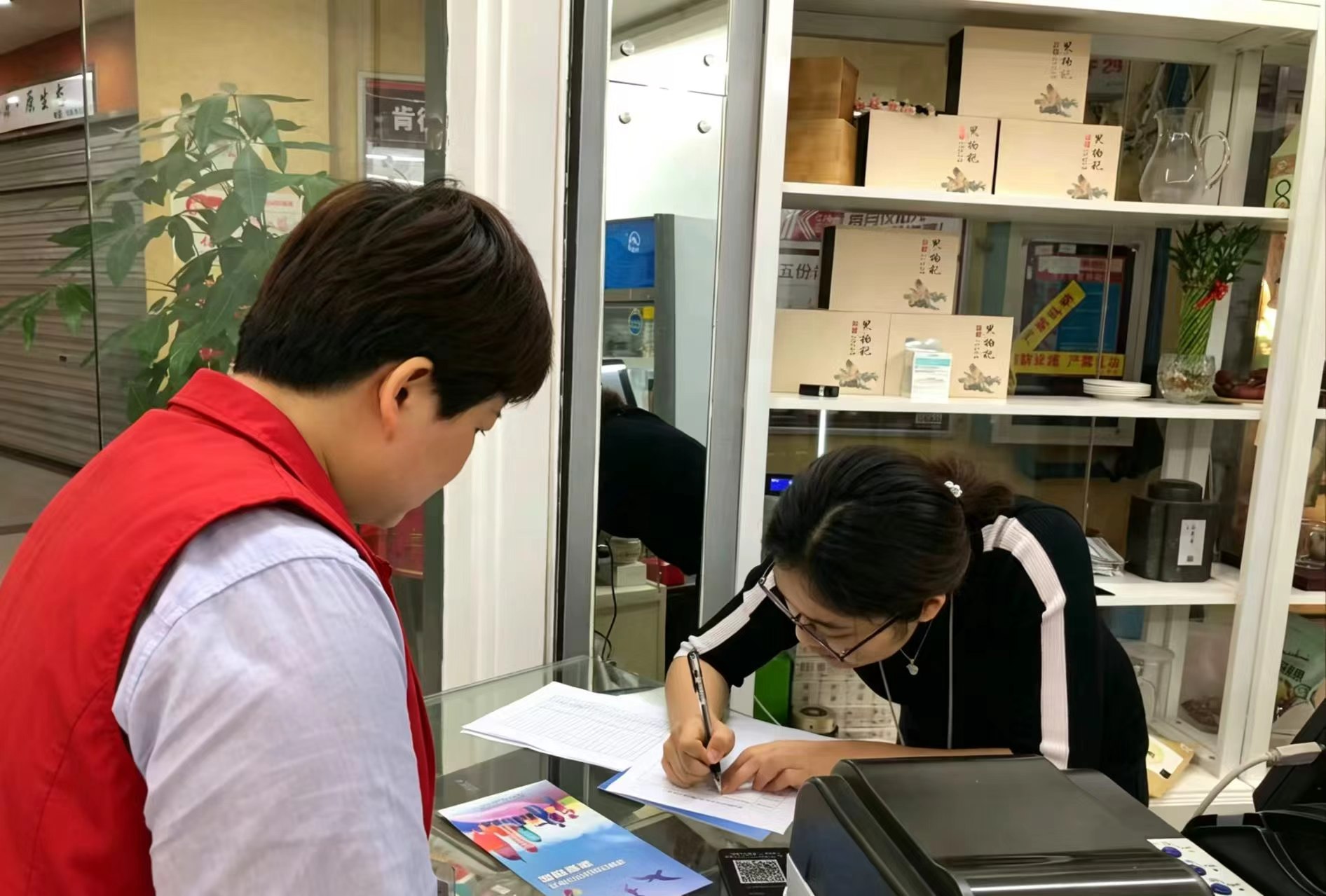 车站路社区：入户进店开展养老政策宣传 推动基层服务“双提升”