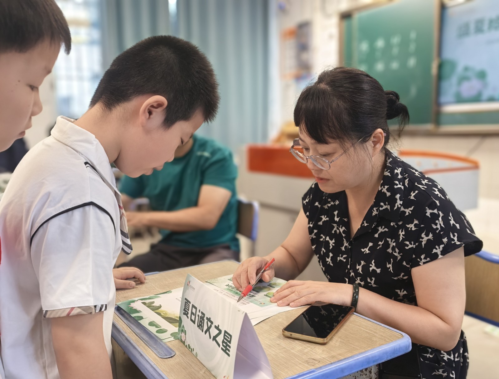 风车坪学校开展低年级无纸化综合素养测评活动