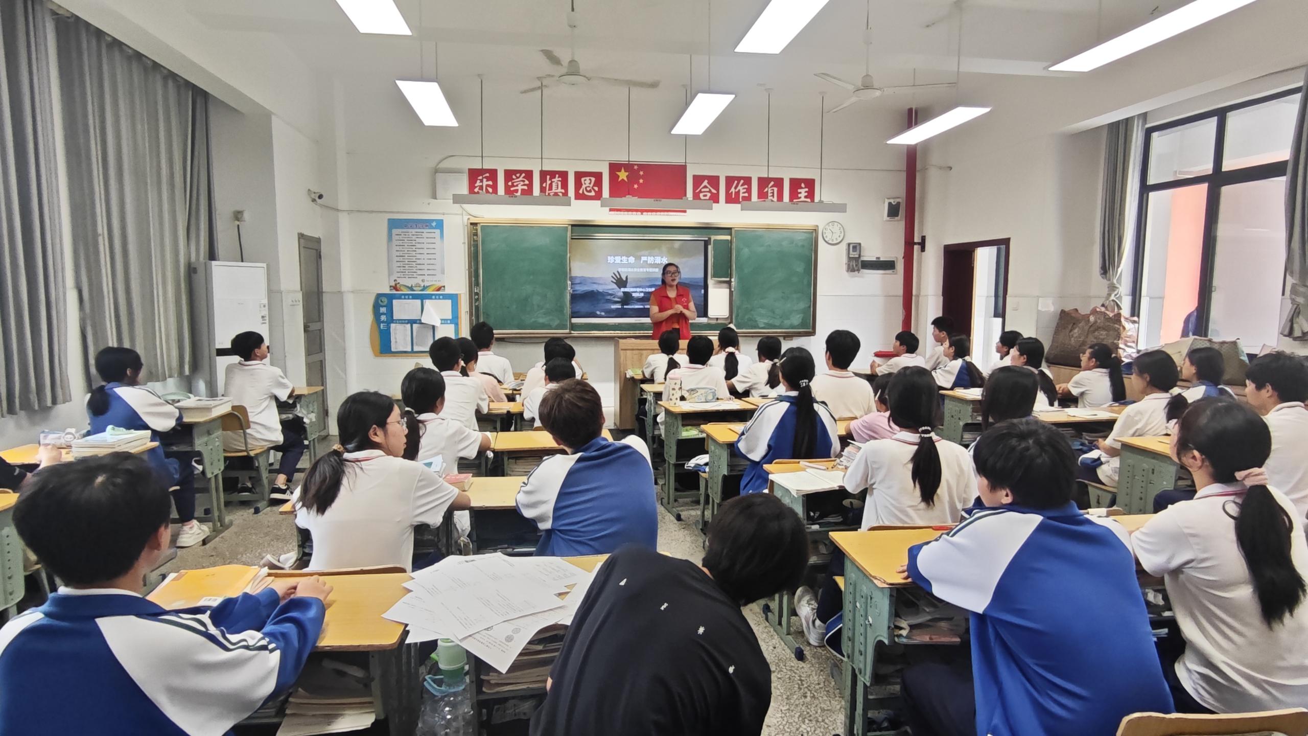 鹤岭镇中心卫生院：家庭医生进校园，筑牢暑期安全线