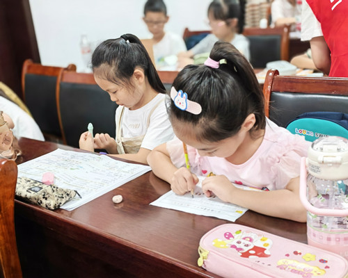 家门口暑托班暖心开营！烟竹社区夏令营点亮缤纷夏日