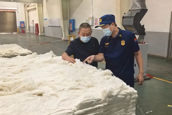 雨湖区消防救援局开展劳动密集型企业专项检查