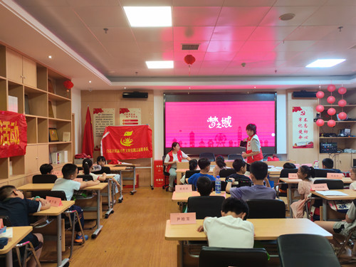 白石社区：开办暑期夏令营 多彩课堂守护缤纷假期