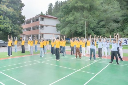 湖南科技大学“三下乡”实践团：山间练锦抒朝气，堂上传知启少年