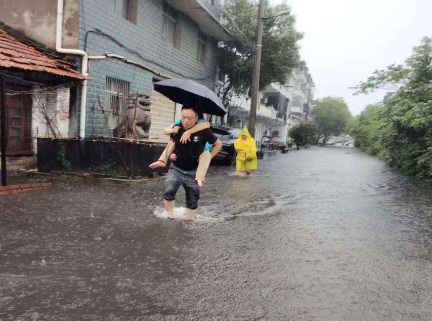 【出彩雨湖人】赵勇：微光聚大爱 初心暖莲城