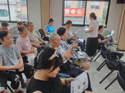 许家铺社区开展禁渔主题宣传活动
