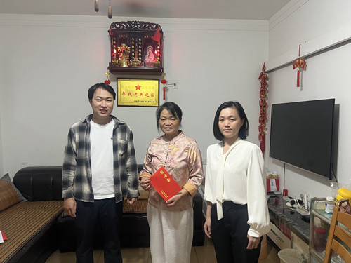 许家铺社区：开展退役军人走访慰问活动